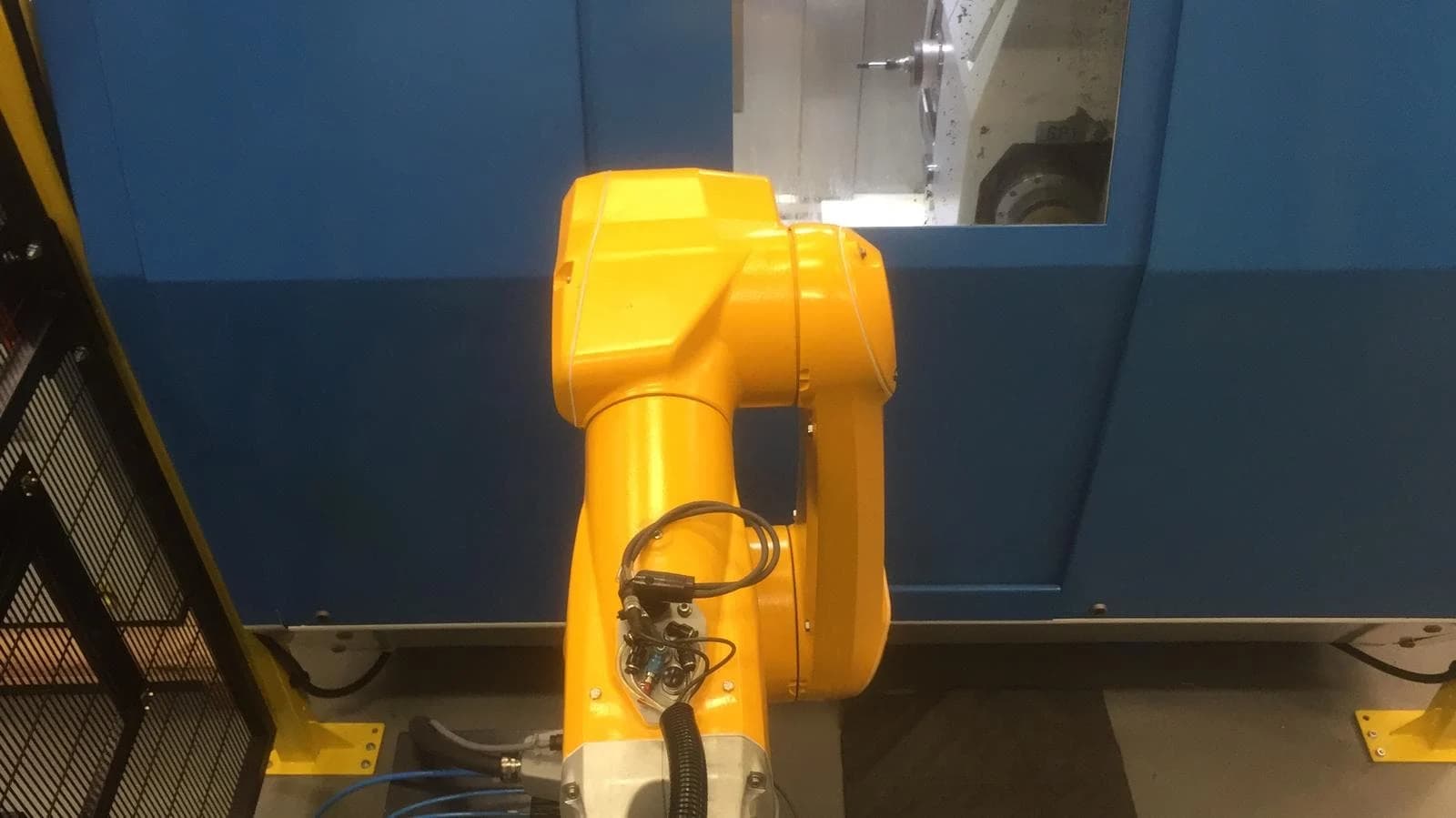 Stäubli-Beladeroboter der Voumard 110 CNC, aus dem MTH-Katalog